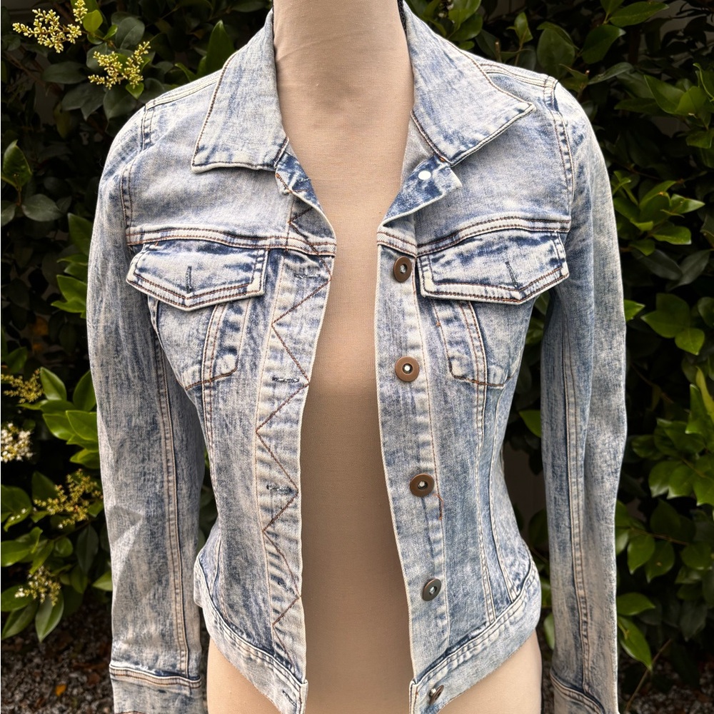 Women's Acid Wash Light Blue Denim Jacket - Classic Jean Jacket